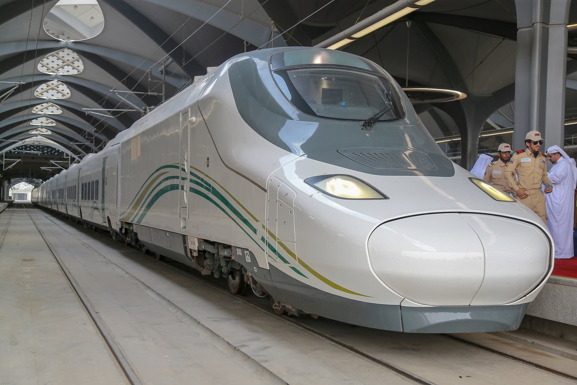 Haremeyn Hızlı Treni peronda, Mekke–Medine hızlı tren hattı